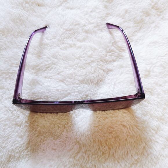 Greta Light Purple Oversized Statement Sunglasses - Picture 3 of 9